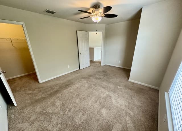 1450  Dancing Wolf, San Antonio, TX 78245 — photo 11