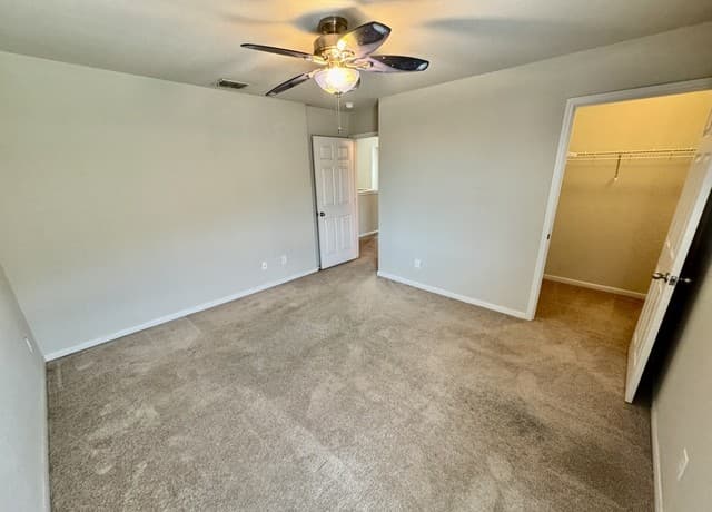 1450  Dancing Wolf, San Antonio, TX 78245 — photo 13