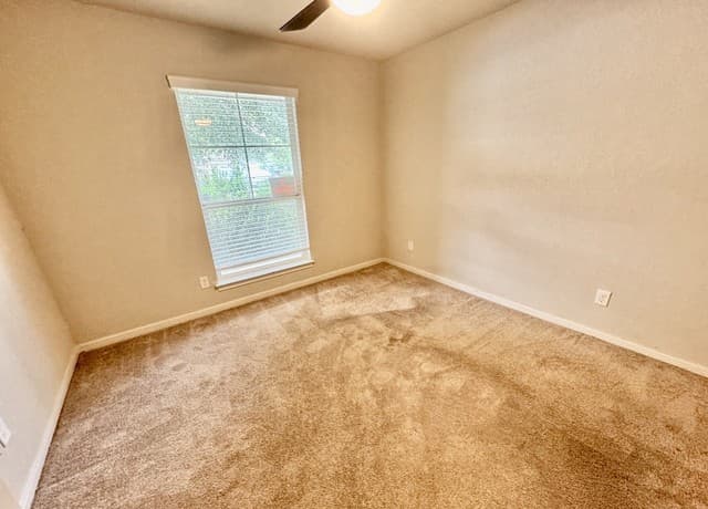 1450  Dancing Wolf, San Antonio, TX 78245 — photo 15