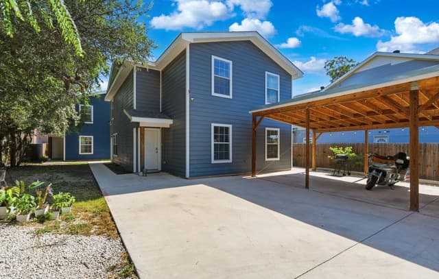 1535 W Laurel, San Antonio, TX 78201 — photo 2