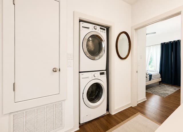 704 N Cherry St, San Antonio, TX 78202 — photo 11