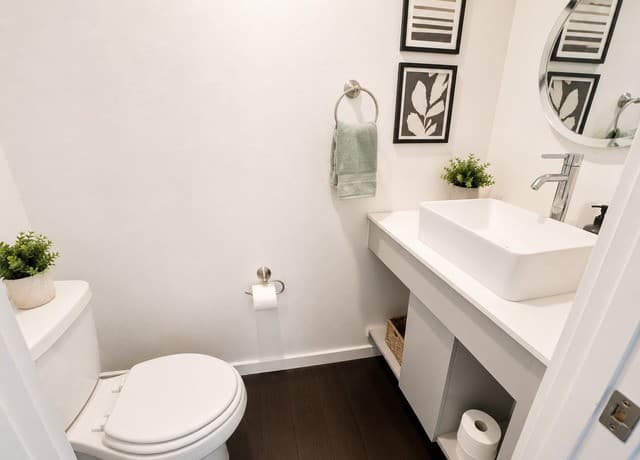704 N Cherry St, San Antonio, TX 78202 — photo 15