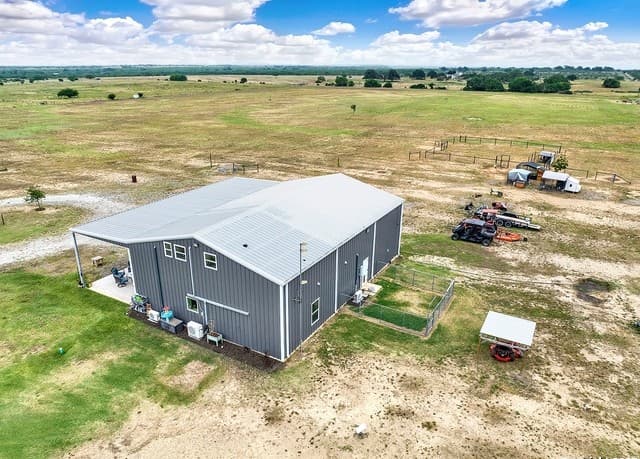 757  Joy Ln, Floresville, TX 78114 — photo 15
