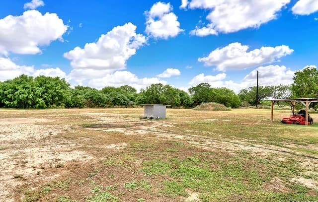 757  Joy Ln, Floresville, TX 78114 — photo 19