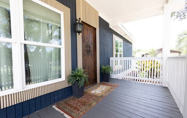 120  Town Vw, Canyon Lake, TX 78133 — photo 2
