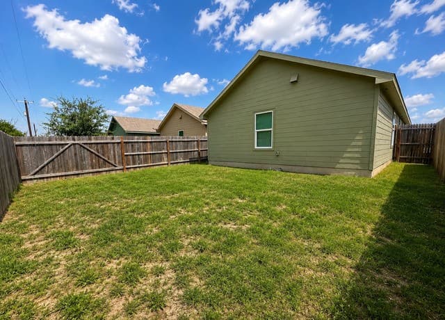 13810  Haystack Rdg, San Antonio, TX 78252 — photo 4