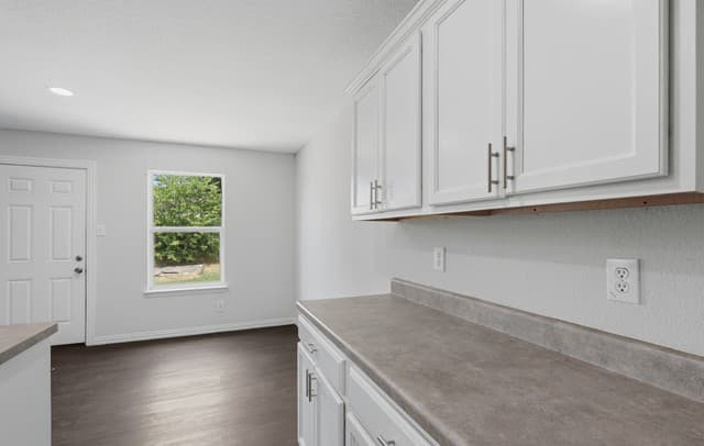 255  Hallie Cove, San Antonio, TX 78227 — photo 10