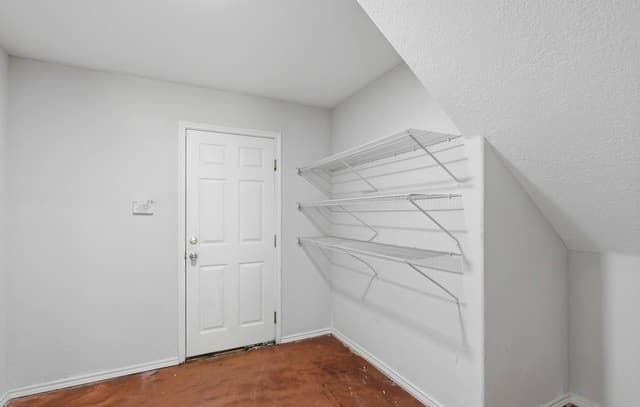 255  Hallie Cove, San Antonio, TX 78227 — photo 15