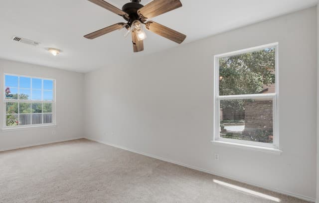 255  Hallie Cove, San Antonio, TX 78227 — photo 6