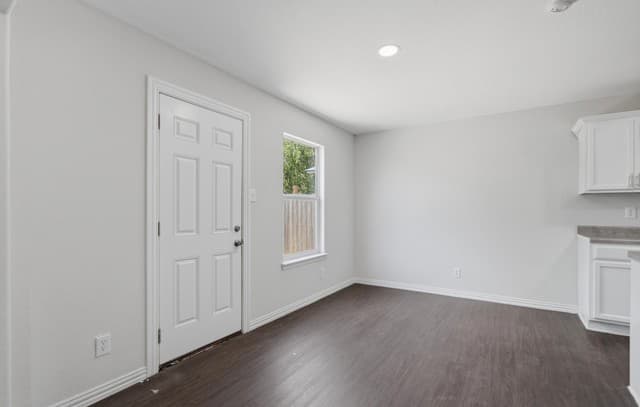 255  Hallie Cove, San Antonio, TX 78227 — photo 7