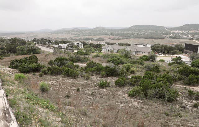 22902  Homestead Mesa, San Antonio, TX 78255 — photo 13