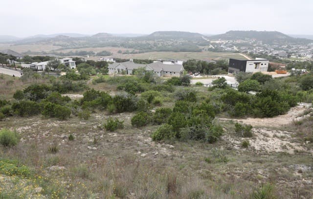 22902  Homestead Mesa, San Antonio, TX 78255 — photo 14