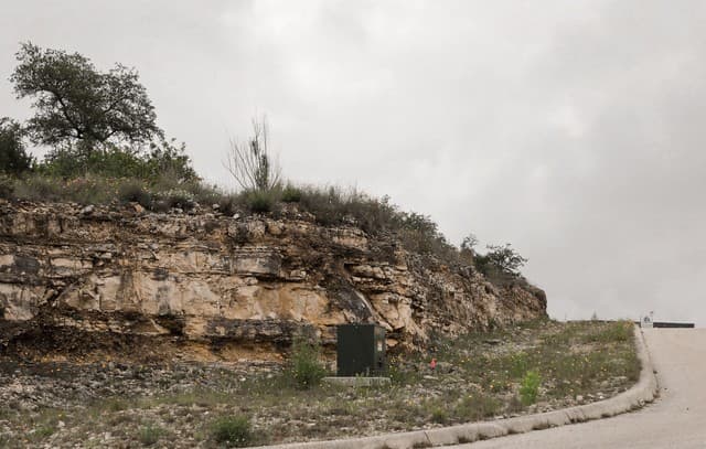 22902  Homestead Mesa, San Antonio, TX 78255 — photo 7