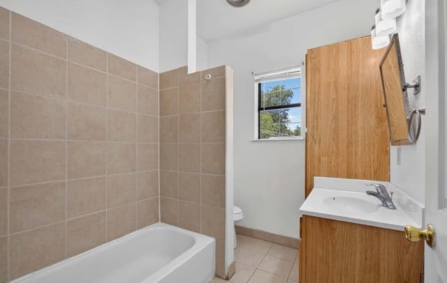 902 W Craig Unit 6, San Antonio, TX 78201 — photo 11