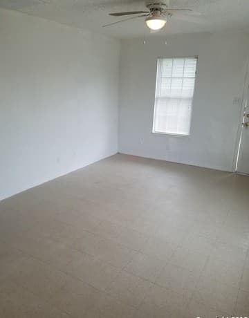 3143  La Violeta St, San Antonio, TX 78211 — photo 4