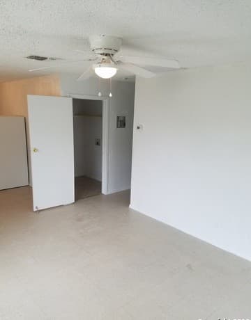 3143  La Violeta St, San Antonio, TX 78211 — photo 6