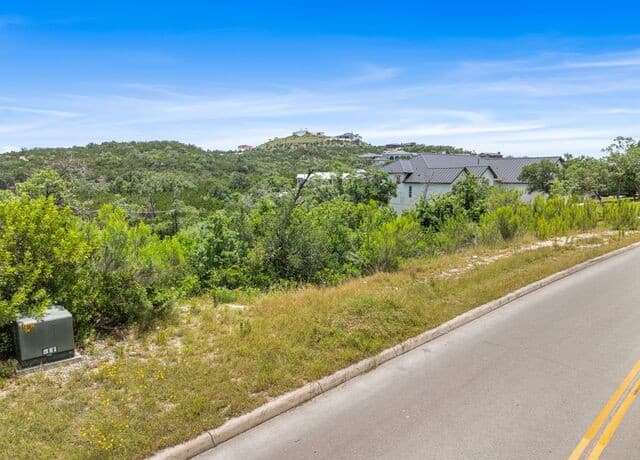 10030  Ivory Cyn, San Antonio, TX 78255 — photo 14