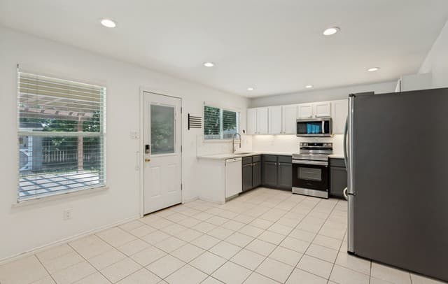 153  Hanging Moss, Cibolo, TX 78108 — photo 9