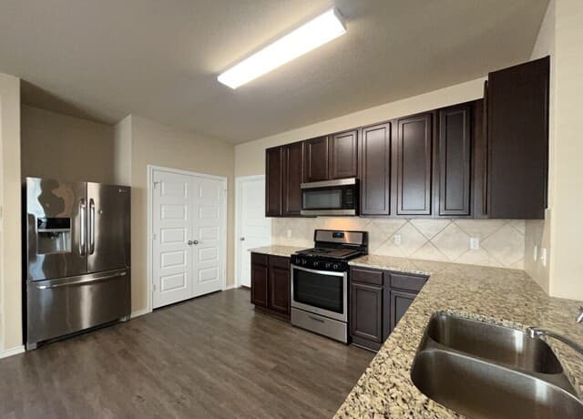 13531  Lily Lane, St Hedwig, TX 78152 — photo 9