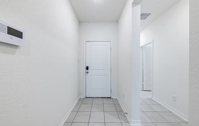 702  Cedar Keys, San Antonio, TX 78245 — photo 4