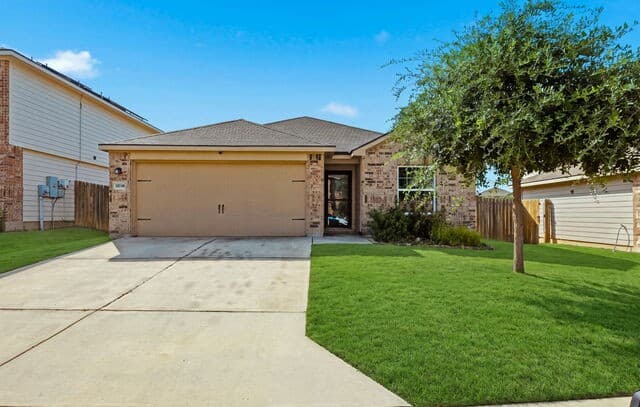 15246  Walcott Rdg, Von Ormy, TX 78073 — photo 2