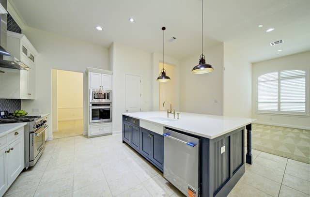 9639  Torrington, San Antonio, TX 78251 — photo 9