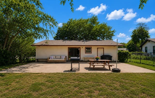 4802  Castle Brg, San Antonio, TX 78218 — photo 16