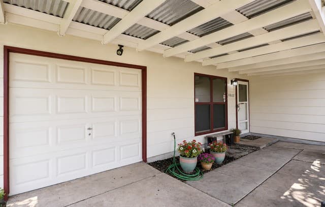 4802  Castle Brg, San Antonio, TX 78218 — photo 4