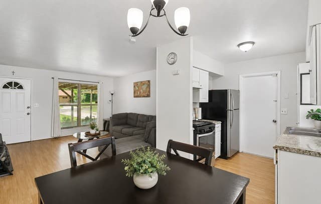 4802  Castle Brg, San Antonio, TX 78218 — photo 8