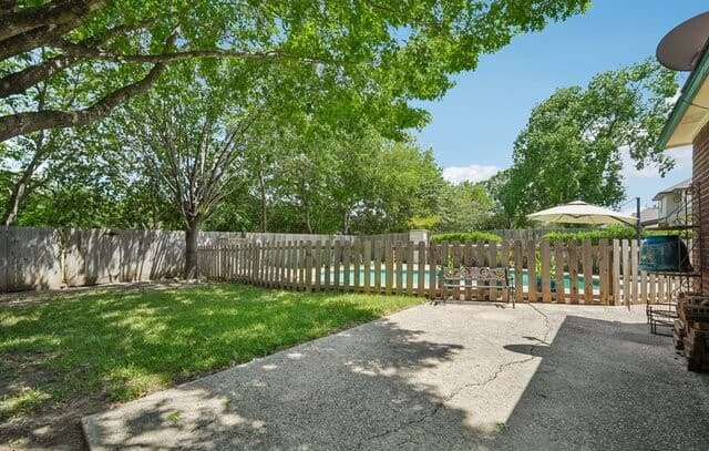 15102  Preston Hollow, San Antonio, TX 78247 — photo 24