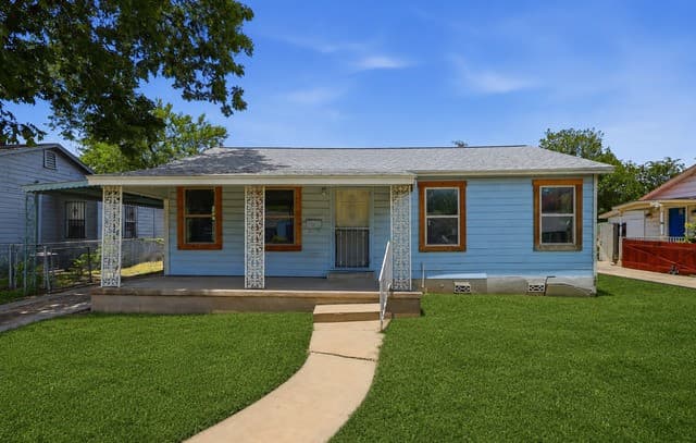 2139 Texas Ave, San Antonio, TX 78228 — photo 2