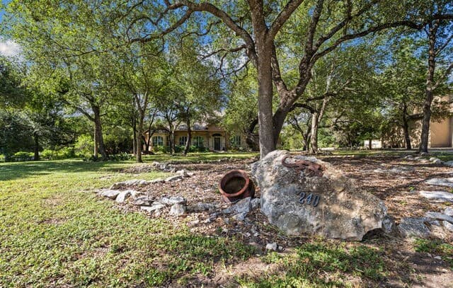 240  Steeplebrook, Spring Branch, TX 78070 — photo 4