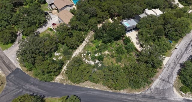 7507  Hummingbird Hill Ln, San Antonio, TX 78255 — photo 3