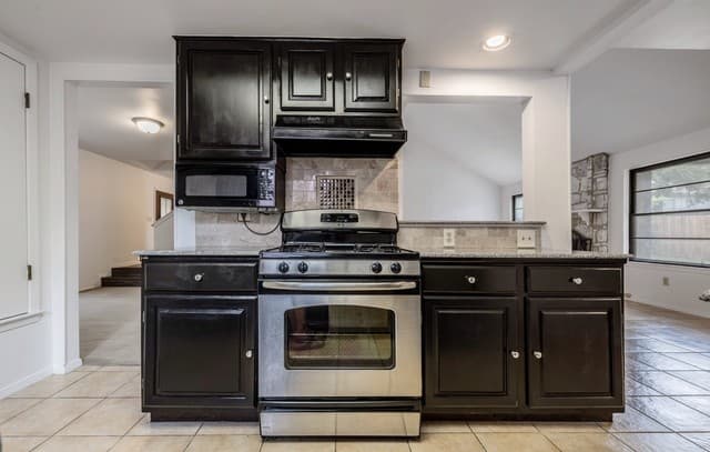 6122  Ridgebrook St, San Antonio, TX 78250 — photo 10