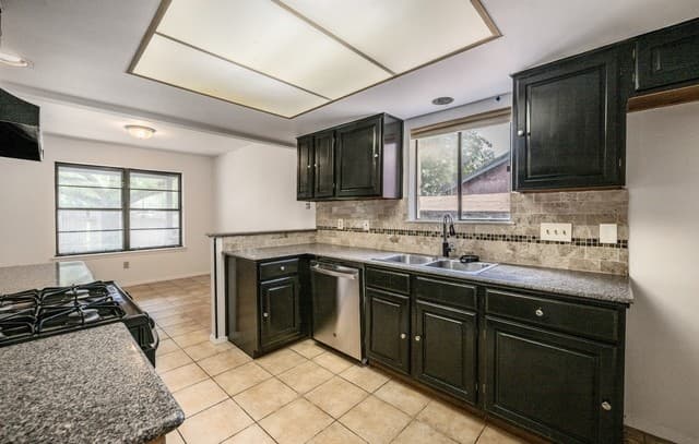 6122  Ridgebrook St, San Antonio, TX 78250 — photo 5