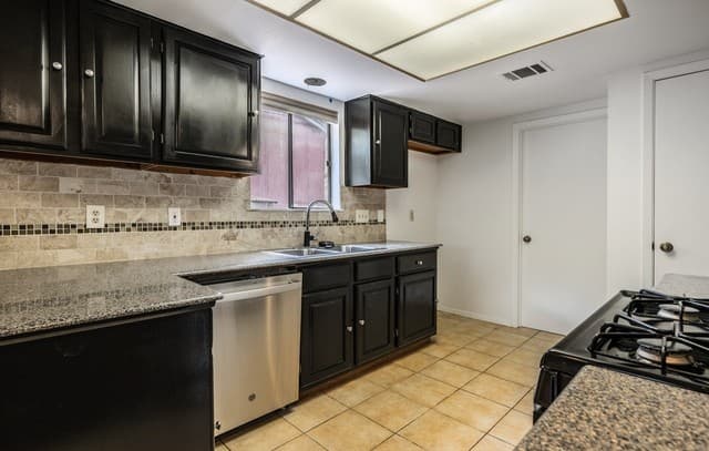 6122  Ridgebrook St, San Antonio, TX 78250 — photo 8