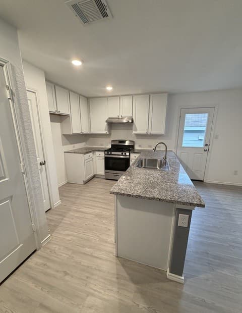 7202  Satellite, San Antonio, TX 78252 — photo 7