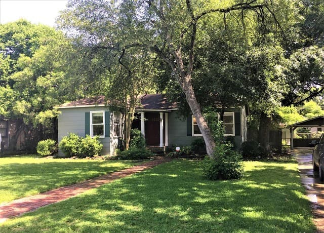 136 Harmon Dr
