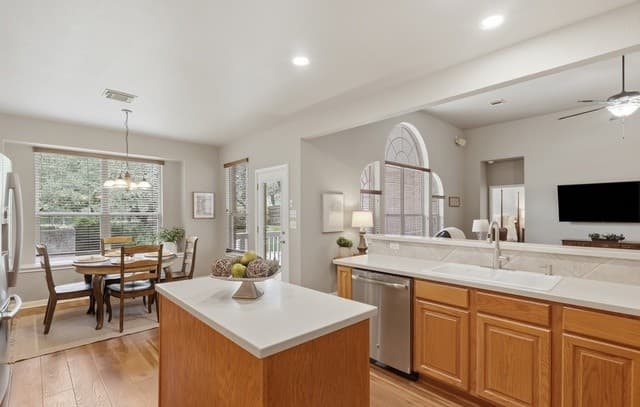1103 Crystal Spg, San Antonio, TX 78258 — photo 23