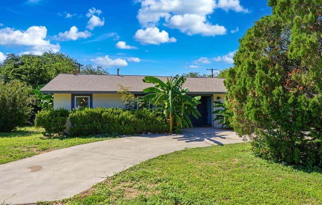 2714  Nacogdoches Rd, San Antonio, TX 78217 — photo 2