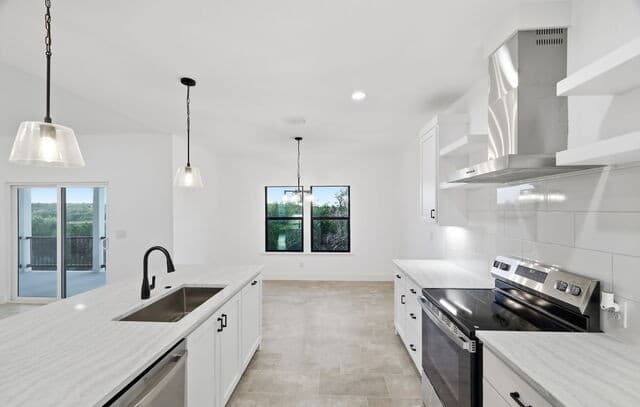 1111  Rocky Ridge Loop, Canyon Lake, TX 78133 — photo 15