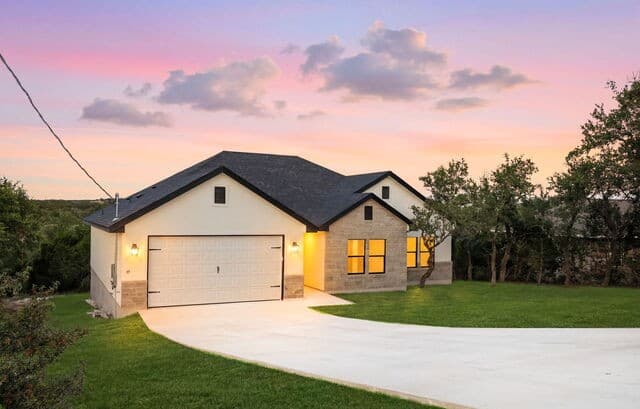 1111  Rocky Ridge Loop, Canyon Lake, TX 78133 — photo 4