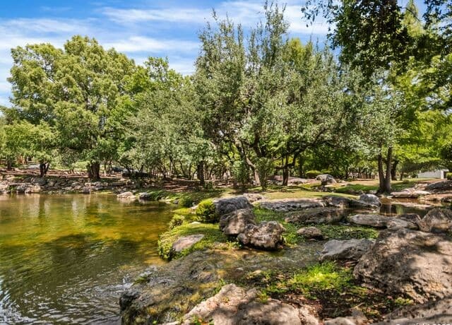 7  Dominion Meadows, San Antonio, TX 78257 — photo 16