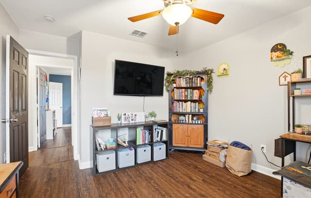 11267  Magic Cyn, San Antonio, TX 78252 — photo 21