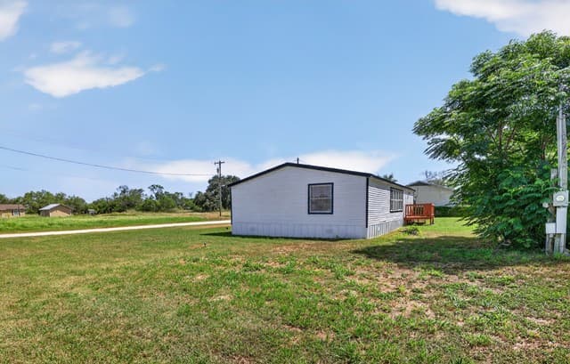 1302  Hickory Street, Jourdanton, TX 78026 — photo 14