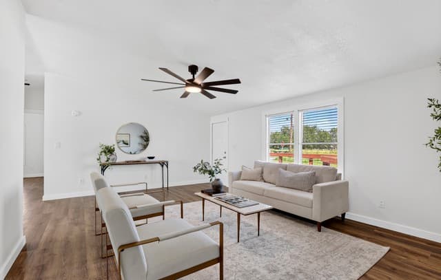 1302  Hickory Street, Jourdanton, TX 78026 — photo 19