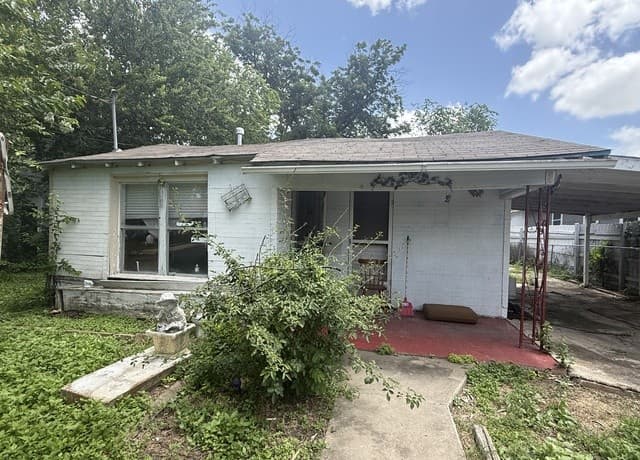 4438  Buena Vista St