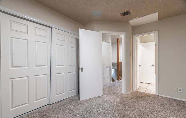 1933  Crossgate Park, San Antonio, TX 78247 — photo 14
