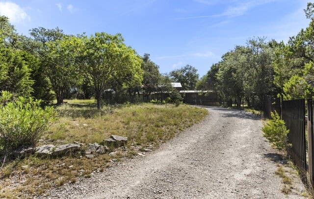184  Linda, Canyon Lake, TX 78133 — photo 15
