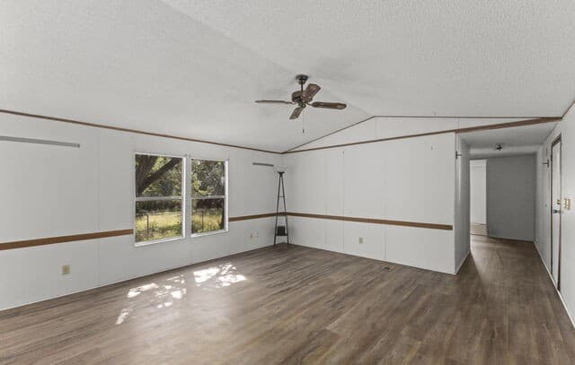 184  Linda, Canyon Lake, TX 78133 — photo 18